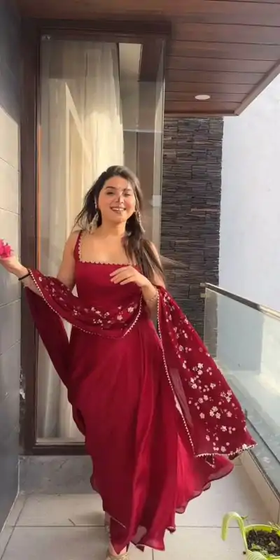 SRK 5128 Red | Red Heavy Faux Georgette With Embroidery Sequence Work With Attached Cups With Fully Flair Salwar Suit with Lace Work & Embroidery Work. Gra | Designer Suits, Casual Suits, Creative suits, Palazzo Suits, Party Wear Suits, Patiala Suits, Salwar suit, Straight Suits