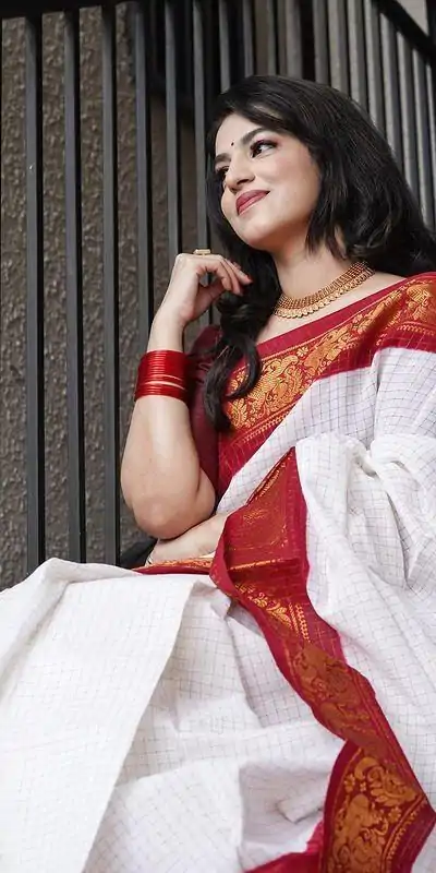 KP 3025 Red Soft Lichi Silk Saree Perfect for Wedding, Party, Baby Shower, Onam, Durga Puja . Available at ₹1449 only. Delivery 4-6 Working Days. | Bollywood Sarees, Creative Sarees, Designer Sarees, Embroidered Sarees, Ethnic Saree, Modern Digital sarees, Party Wear Sarees, Sarees