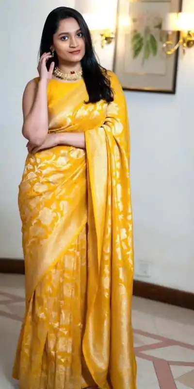 SC 239 Pink Georgette With Lace Work & Lace Border Saree . Wedding, Party, Festive, Events, Exclusive Offer ₹1599. Delivery 4-6 Working Days. Shop now. | Bollywood Sarees, Creative Sarees, Designer Sarees, Embroidered Sarees, Ethnic Saree, Modern Digital sarees, Party Wear Sarees, Sarees