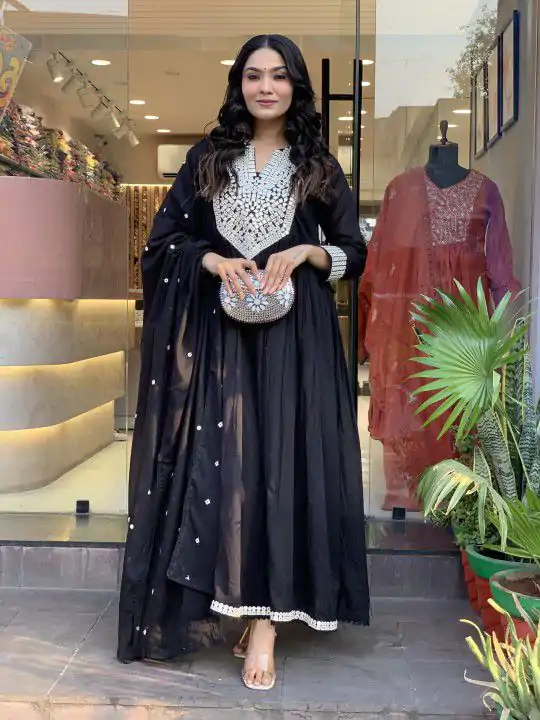 Black Cotton Silk Mirror Work Salwar Suit