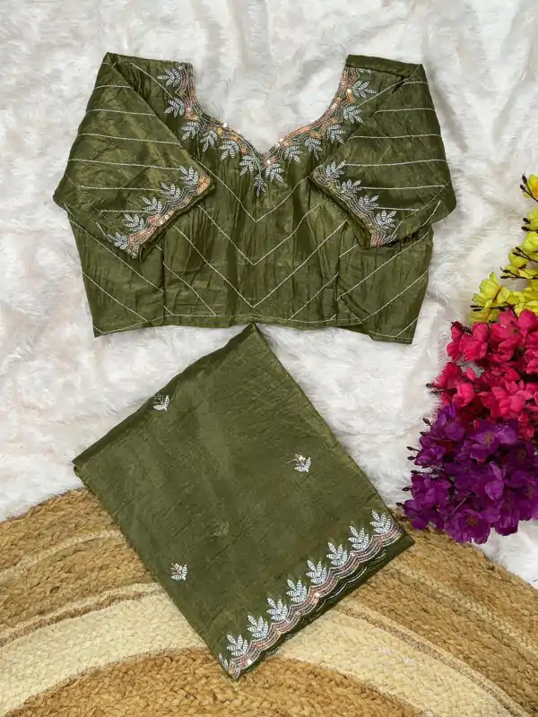 AC COCKTAIL Mahendi Gold Crush Saree Perfect for Wedding, Party, Engagement, Cultural Events, Pongal – . Available at ₹2149 only. Delivery 4-6 Working Day | Bollywood Sarees, Creative Sarees, Designer Sarees, Embroidered Sarees, Ethnic Saree, Modern Digital sarees, Party Wear Sarees, Sarees